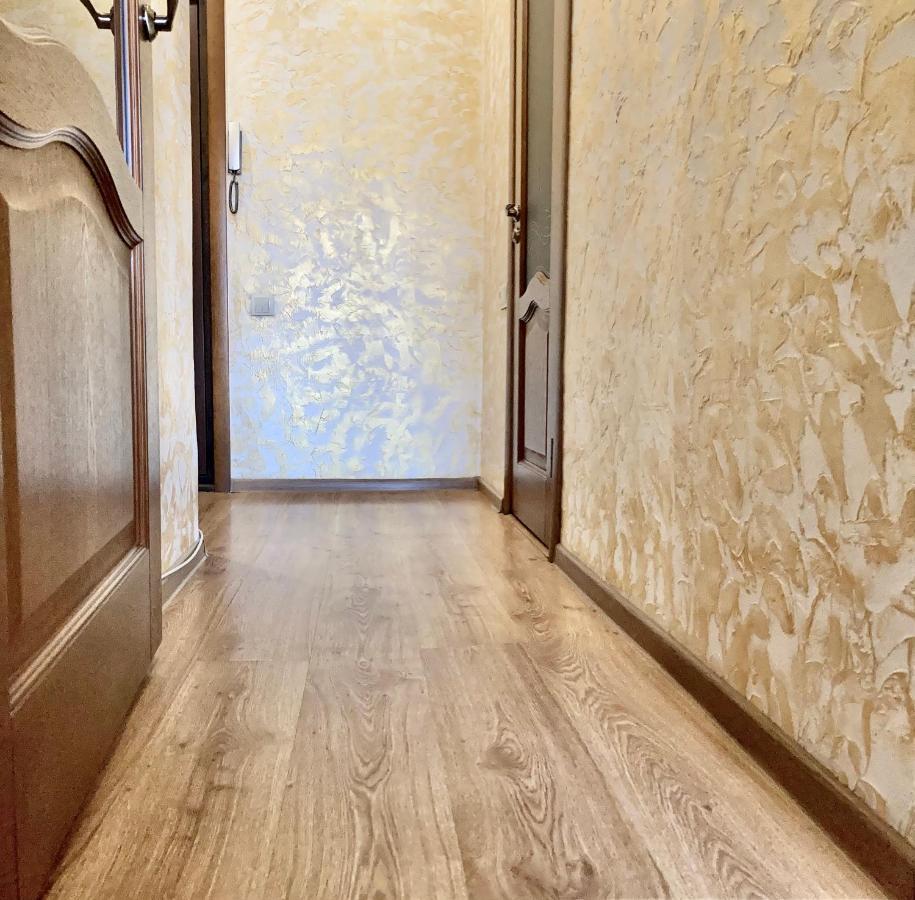 Valentine Apartment Λβιβ Εξωτερικό φωτογραφία