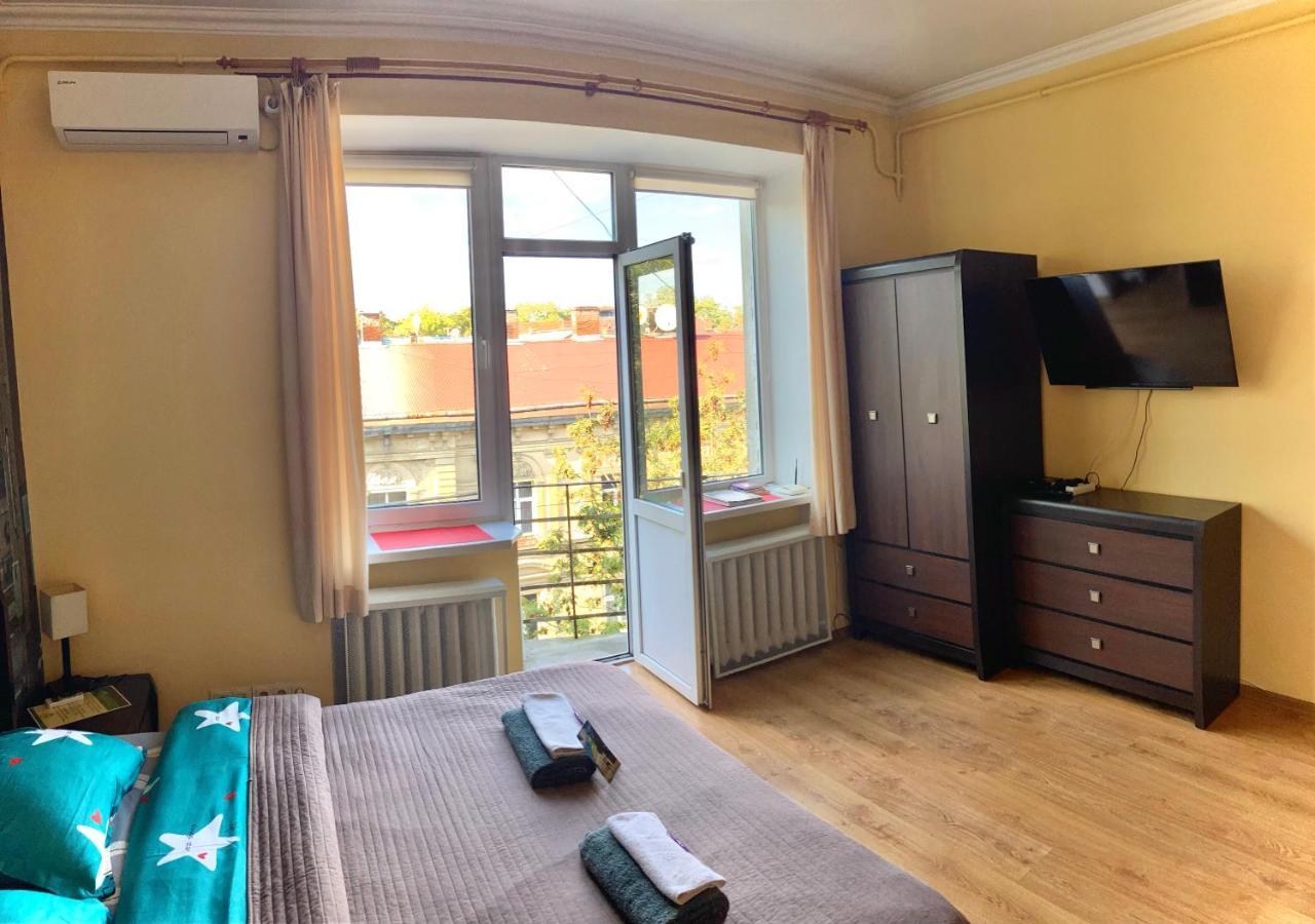 Valentine Apartment Λβιβ Εξωτερικό φωτογραφία