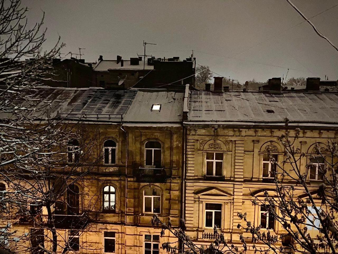 Valentine Apartment Λβιβ Εξωτερικό φωτογραφία